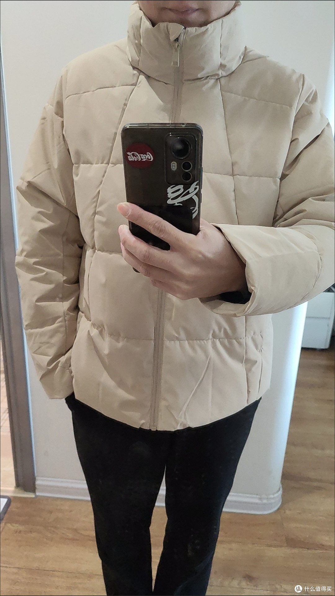 寒潮大衣棉服：多样化场景的温暖选择