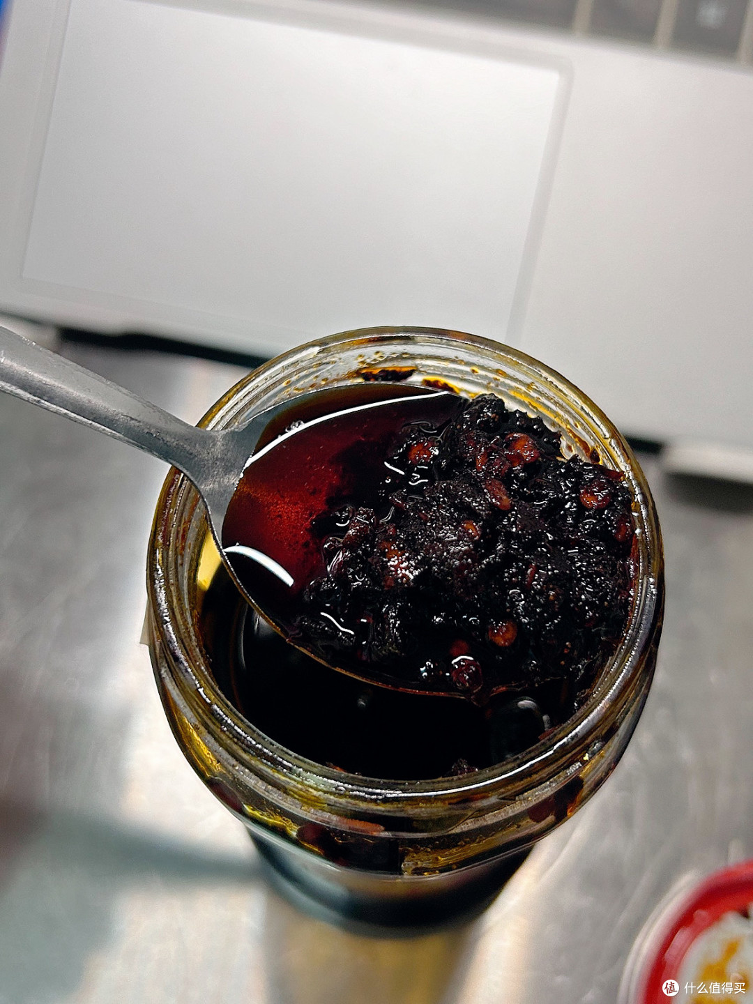 老干妈重回巅峰 :这瓶豆豉辣酱,凭啥让老外蹲超市抢?