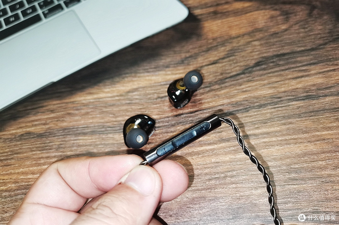 西圣HiFi耳机体验,平价轻奢的HiFi耳机,享受高保真音质!
