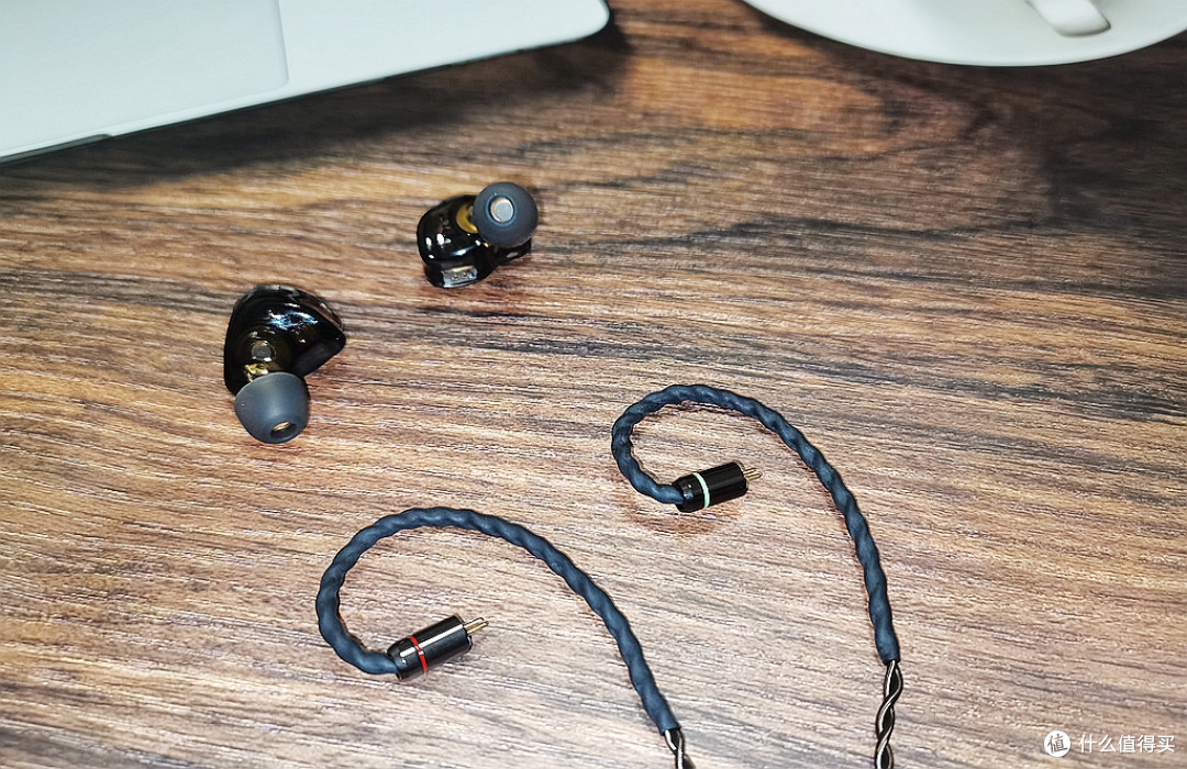 西圣HiFi耳机体验,平价轻奢的HiFi耳机,享受高保真音质!