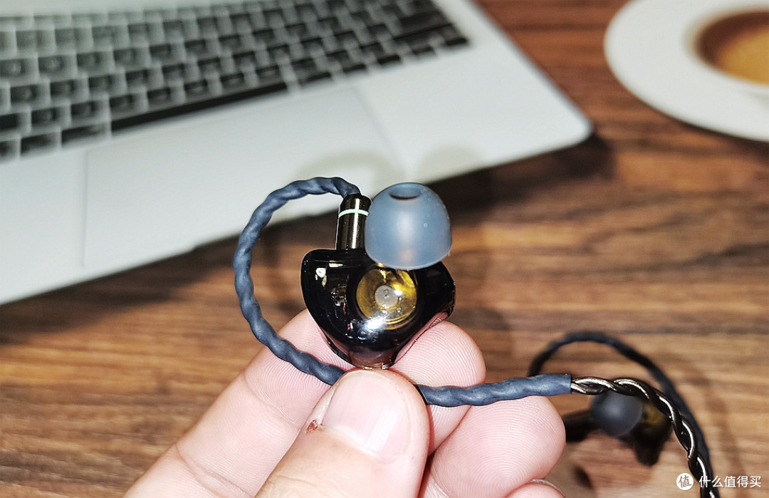 西圣HiFi耳机体验,平价轻奢的HiFi耳机,享受高保真音质!