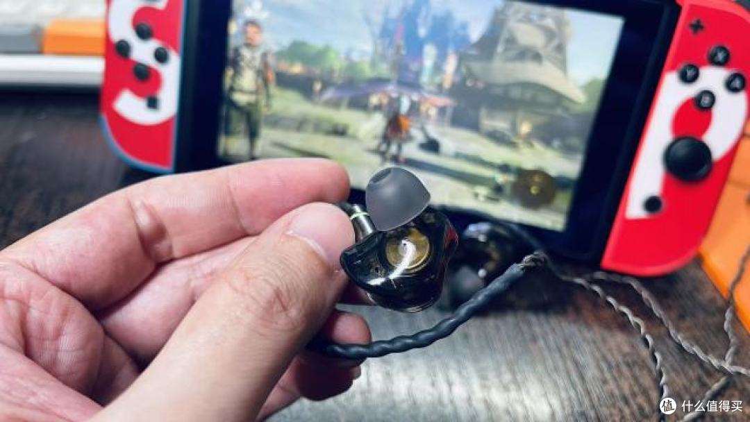 百元级音质天花板?西圣HiFi1有线耳机深度测评来啦!