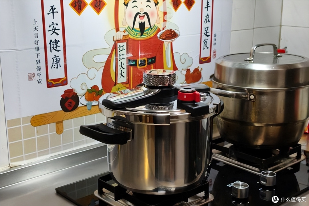 帝伯朗星驰压力锅:锅圈新星,轻松烹饪