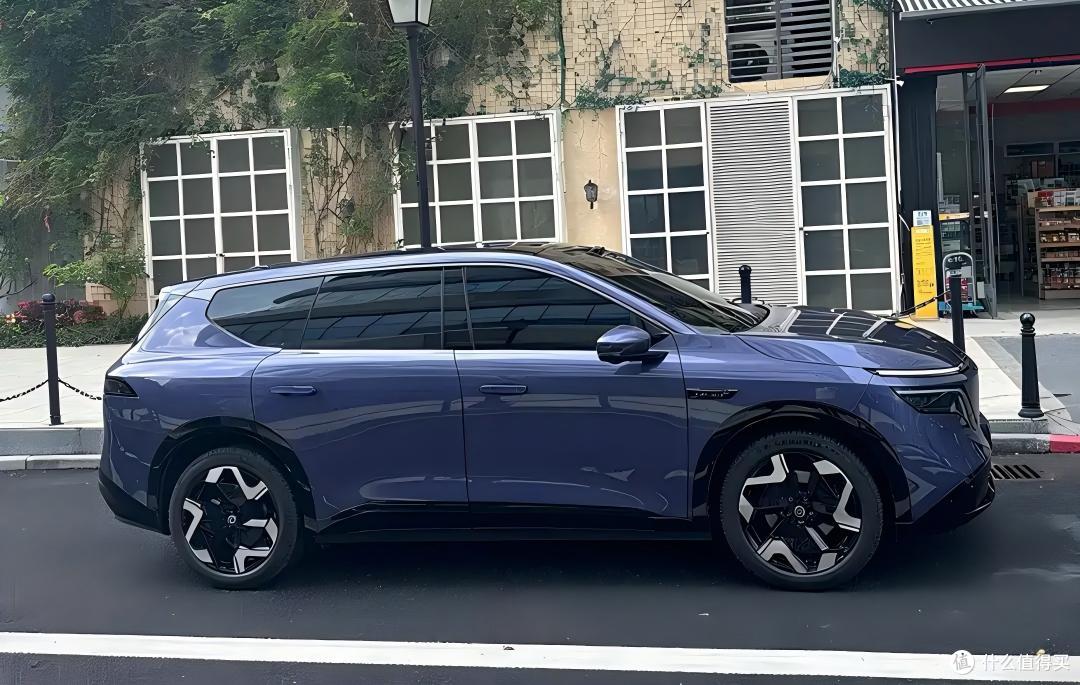日产NX8实车曝光！外观造型精致大气，搭载增程+纯电动力
