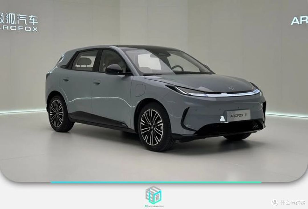 极狐T1，这款定位为"国民精品纯电小车"！