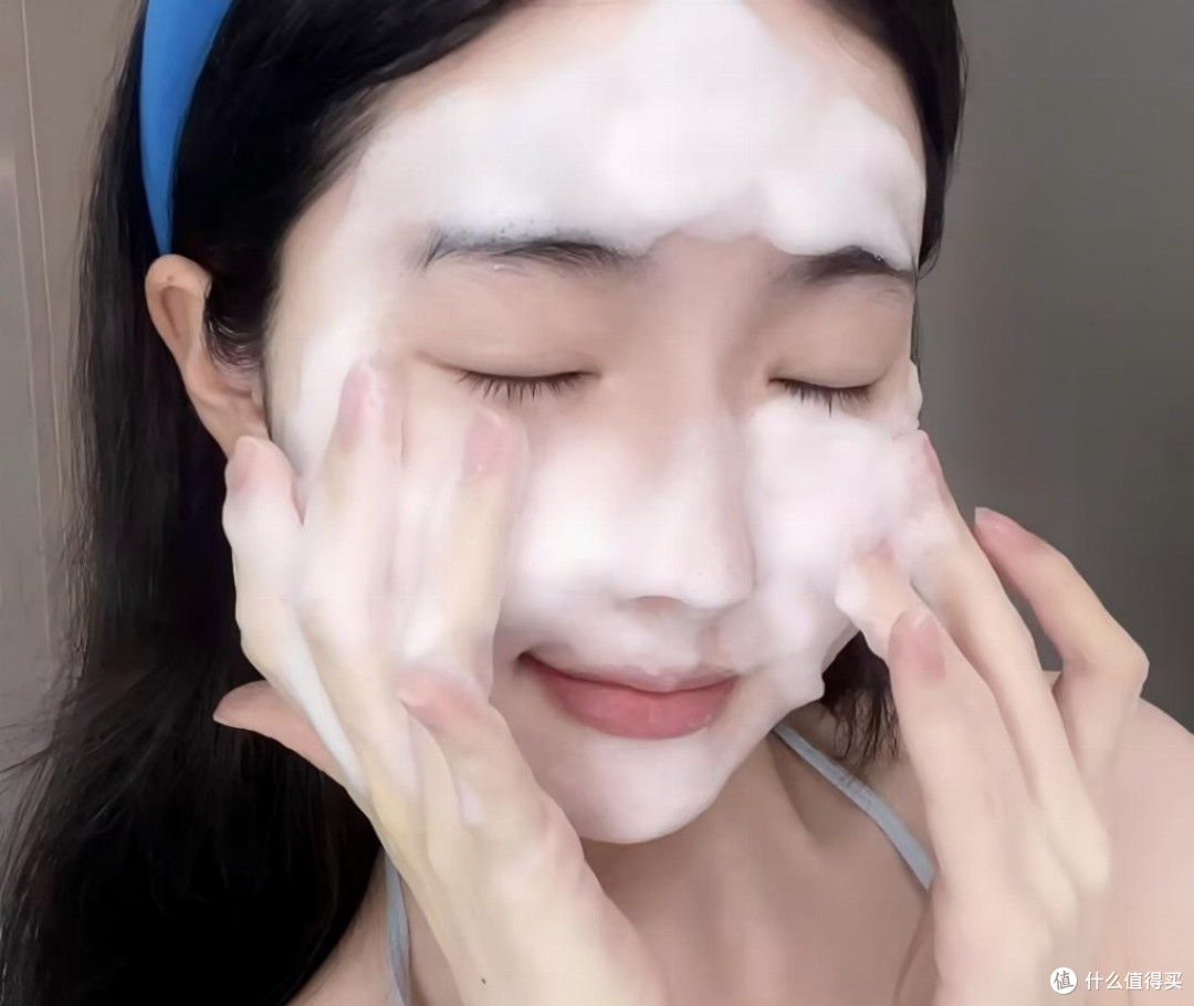 洗面奶什么牌子好?洗面奶排行榜前十名全新发布,清洁修护双在线