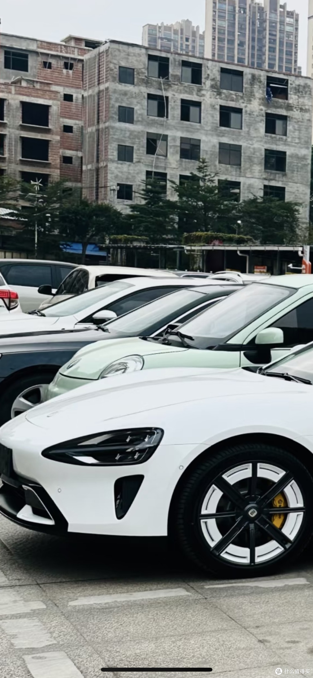 小米SU7保值率分析:品牌与市场