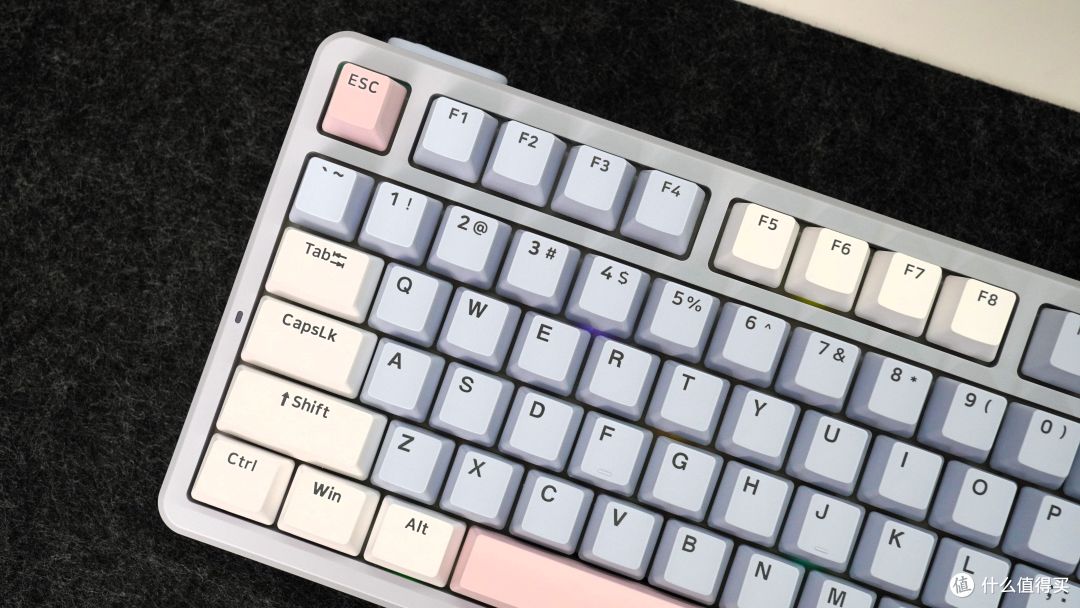 雷柏V700DIY-98 机械键盘评测：凯华定制快银轴+800小时续航感人