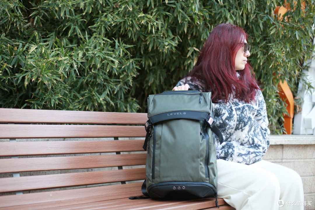 短途差旅好帮手,这个双肩包超能装!