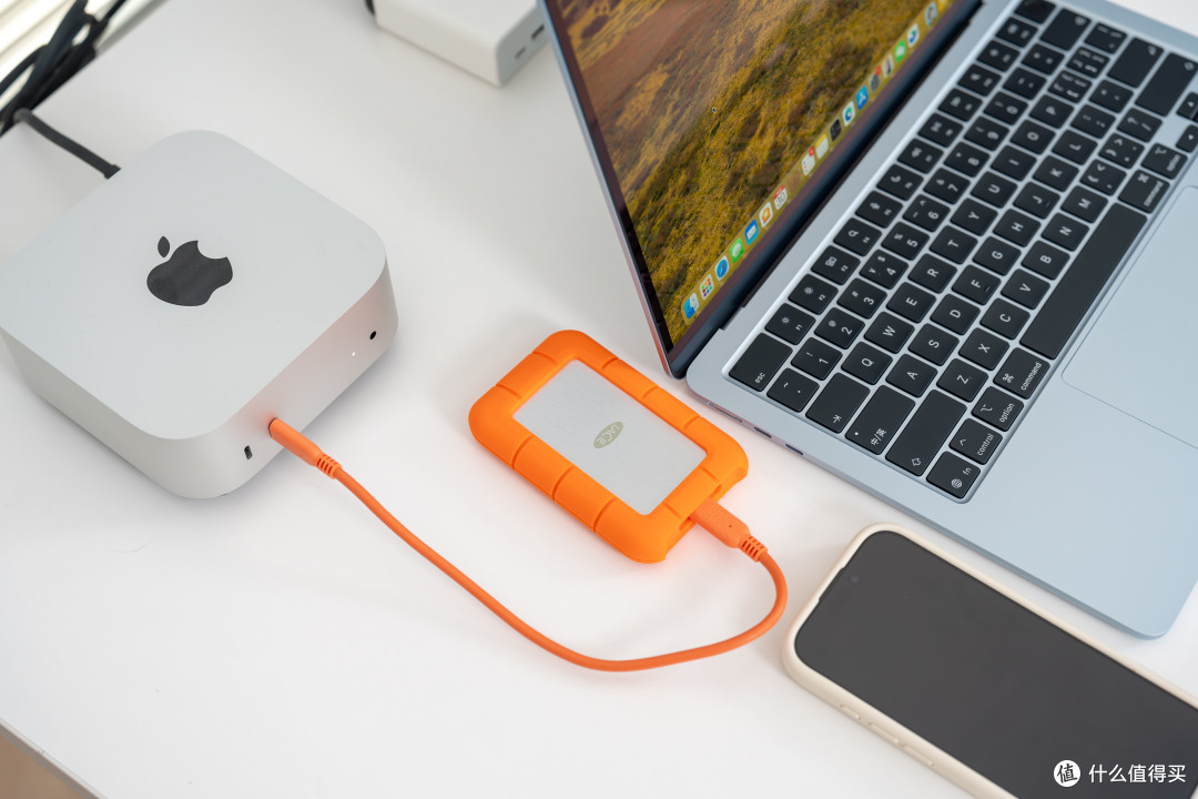 USB4.0全场景适配!雷孜Rugged SSD4金刚钻Plus创作者深度评测