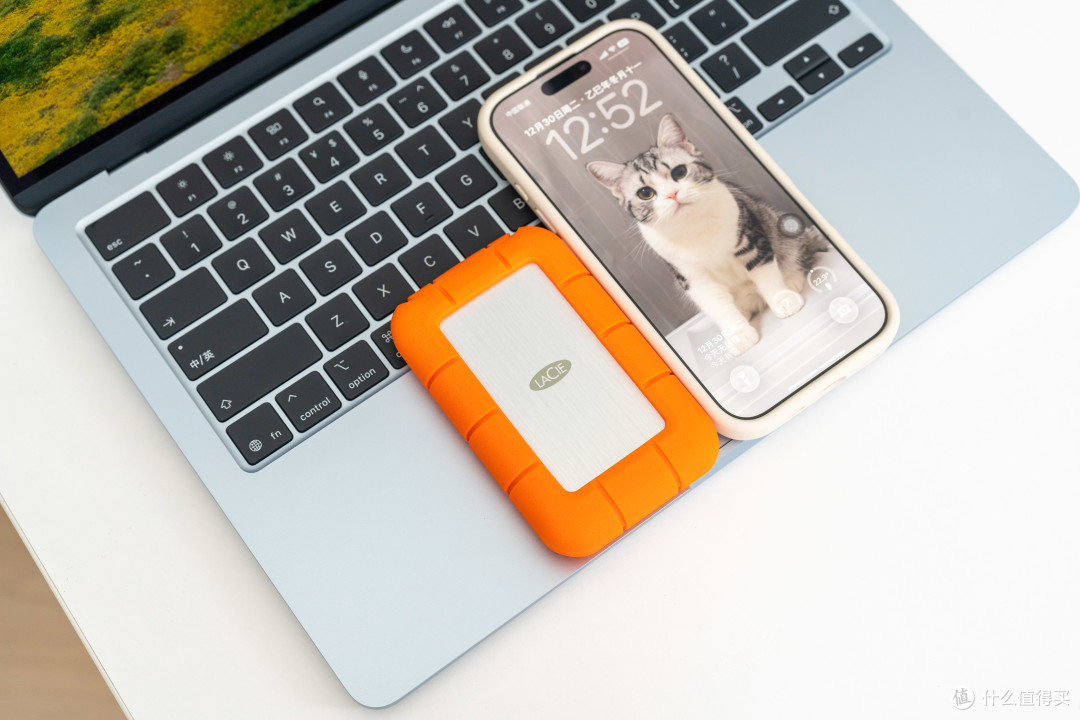 USB4.0全场景适配!雷孜Rugged SSD4金刚钻Plus创作者深度评测