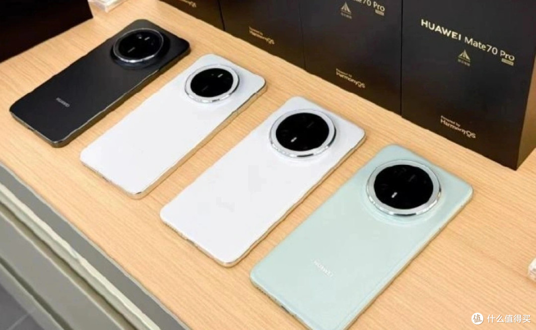 华为旗舰“乱套了”,5500mAh+鸿蒙OS6+徕卡四摄,反而更亲民了