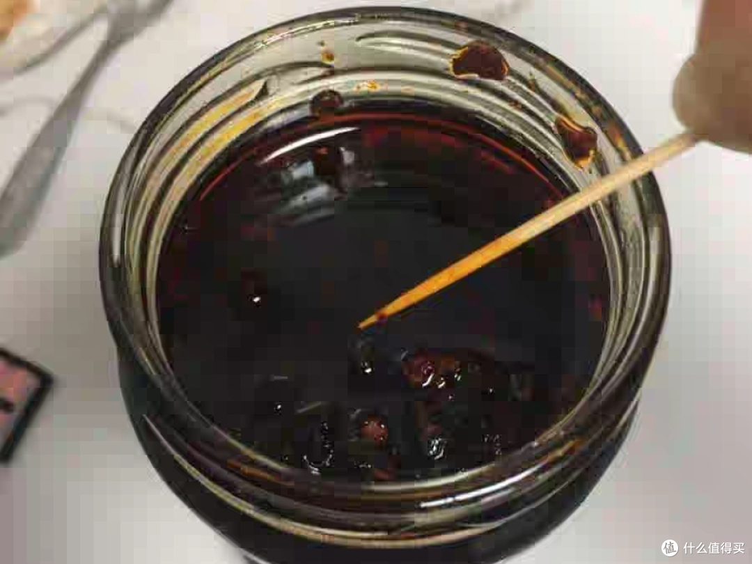 味觉罗生门后!老干妈靠“铁腕护味精准破圈”,再成国民辣酱顶流