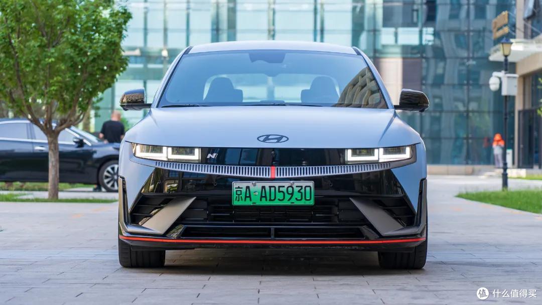 家用纯电SUV:现代IONIQ 5N,适合奶爸的车型,实用与性能兼备!