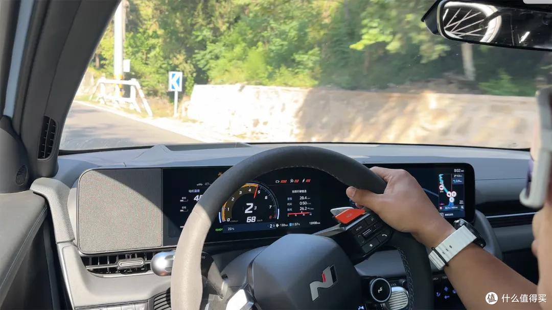 家用纯电SUV:现代IONIQ 5N,适合奶爸的车型,实用与性能兼备!