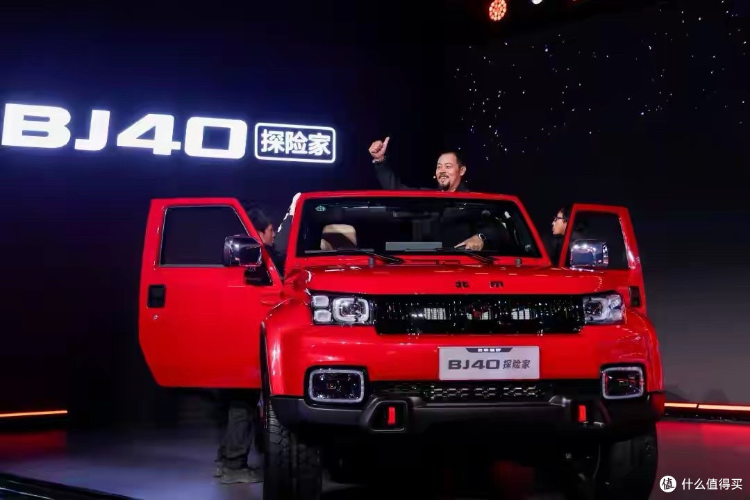 三把锁+可拆顶，BJ40探险家13.49万卷死方盒子？