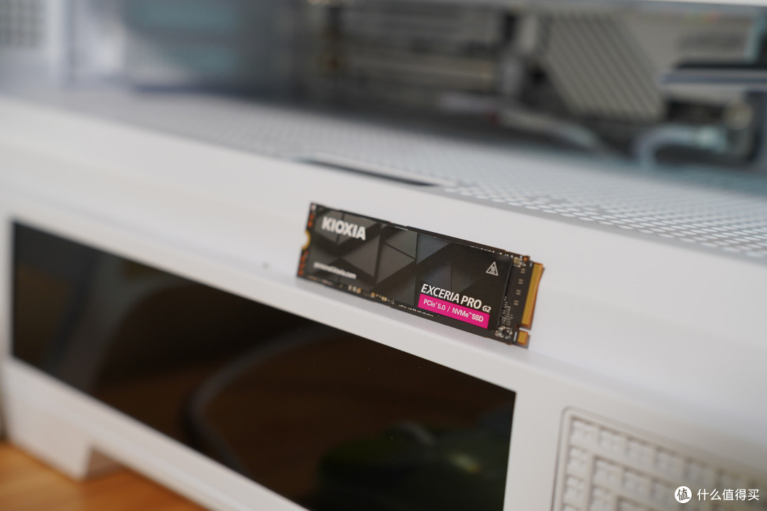 14GB/s狂飙！铠侠PCIe 5.0 固态硬盘实测，全场景速度革命