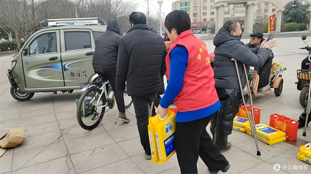 暖冬助残送温暖活动走进邯郸市永年区慰问困难残疾人