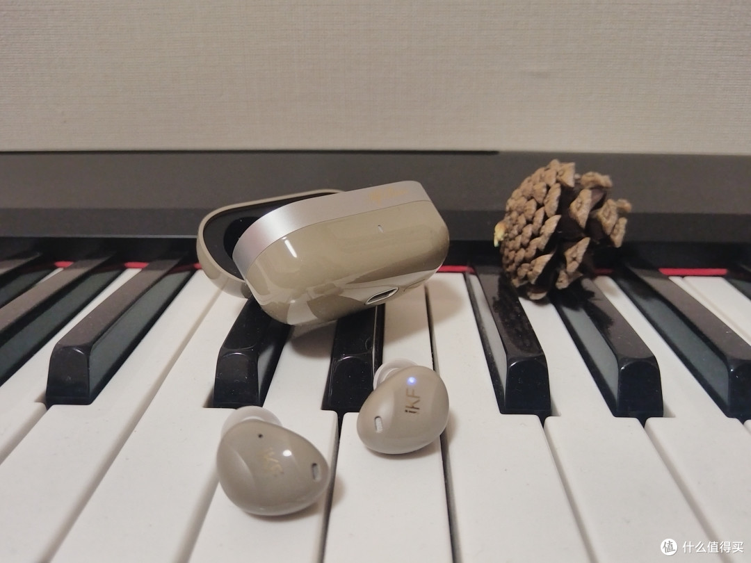 打工人实测,iKF楼兰耳机:降噪护耳+高清音质,全场景适配