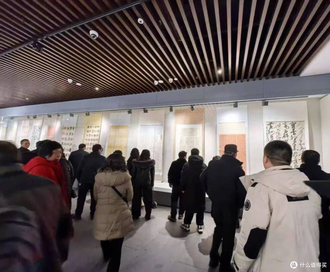 风从海上来——周慧珺杯历届优秀获奖作品特展在扬州艺术馆开幕