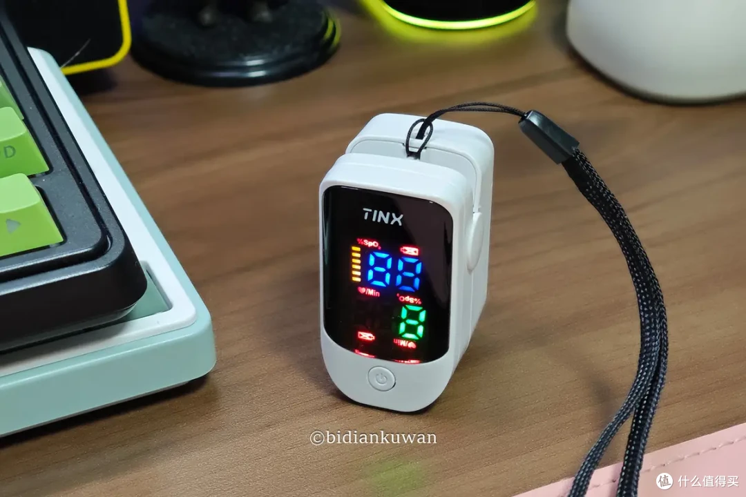 别让关怀来得太晚！一百块搞定指夹式血氧仪，祝咱爸妈长命百岁！