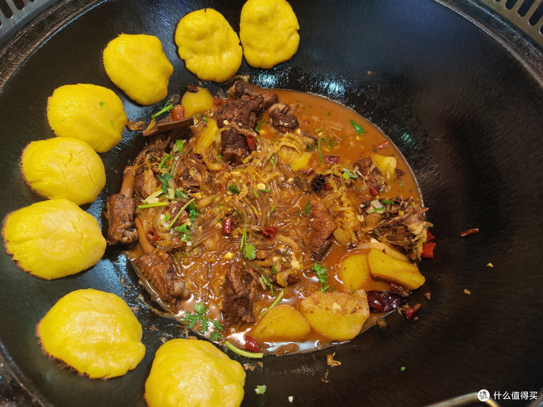 北方年夜饭：铁锅炖大鹅