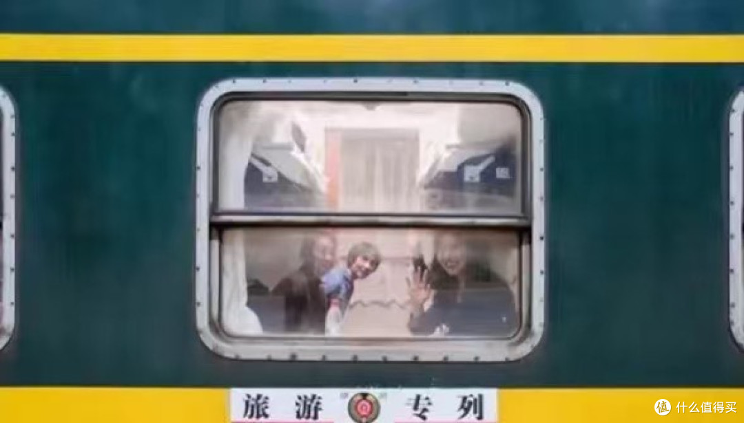 铁轨上的诗篇:火车旅行的深度体验