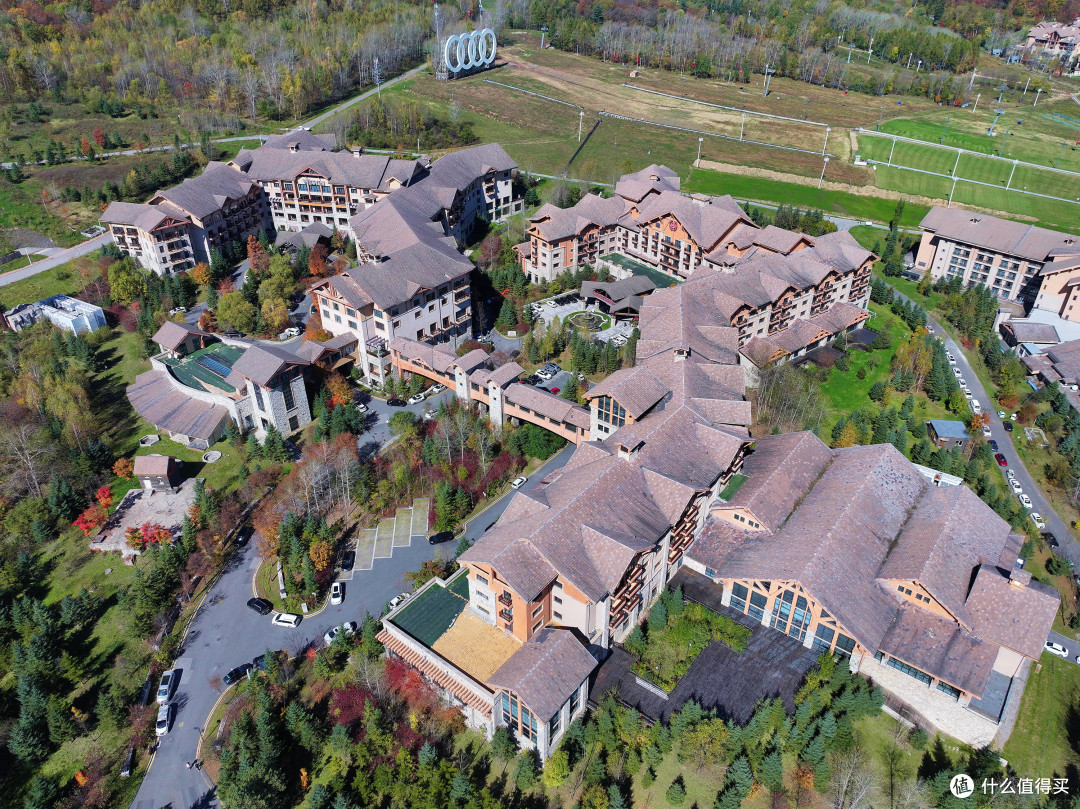 步入秋日童话 - 长白山万达威斯汀度假酒店 行政套房入住体验