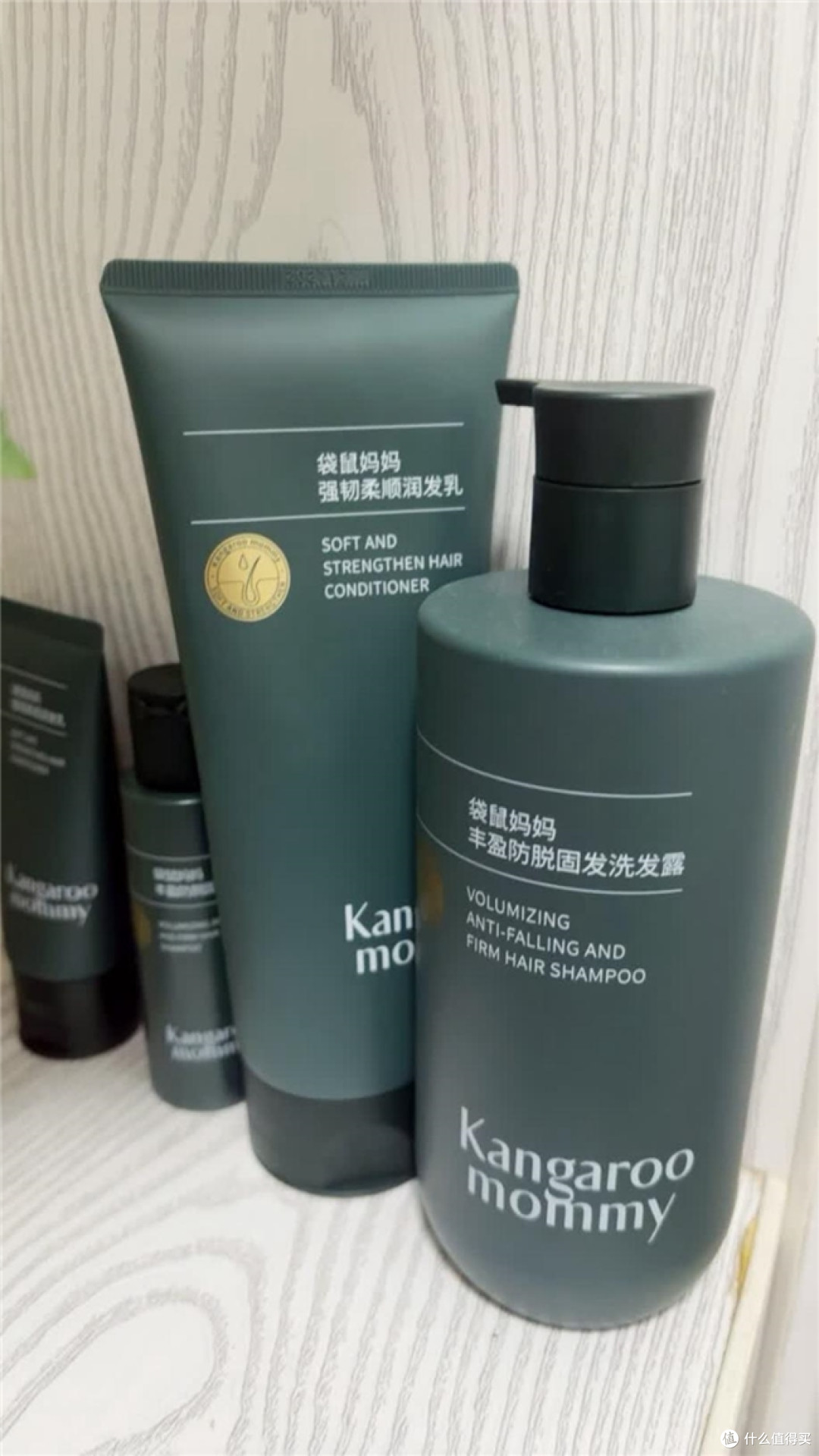 穿黑衣服怕头屑尴尬?这十款全球口碑顶尖的去屑止痒洗发水