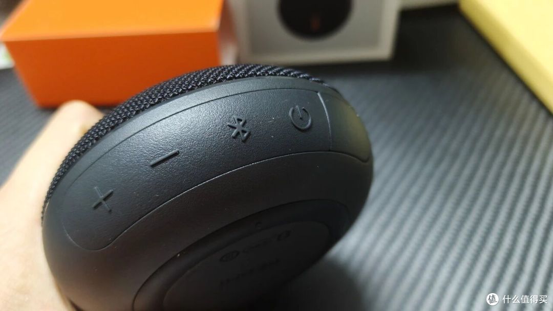 REDMI蓝牙音箱2,值得入手几点理由,确实香到离谱!