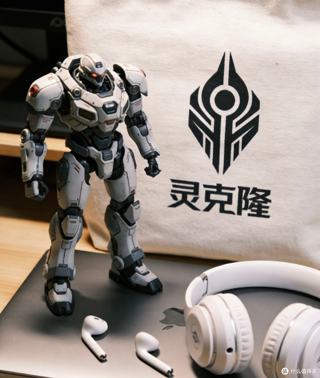 《灵笼》五年追番,末世浪漫与机甲战斗