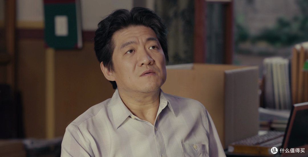 《小城大事》:雨巷里的时代谜案