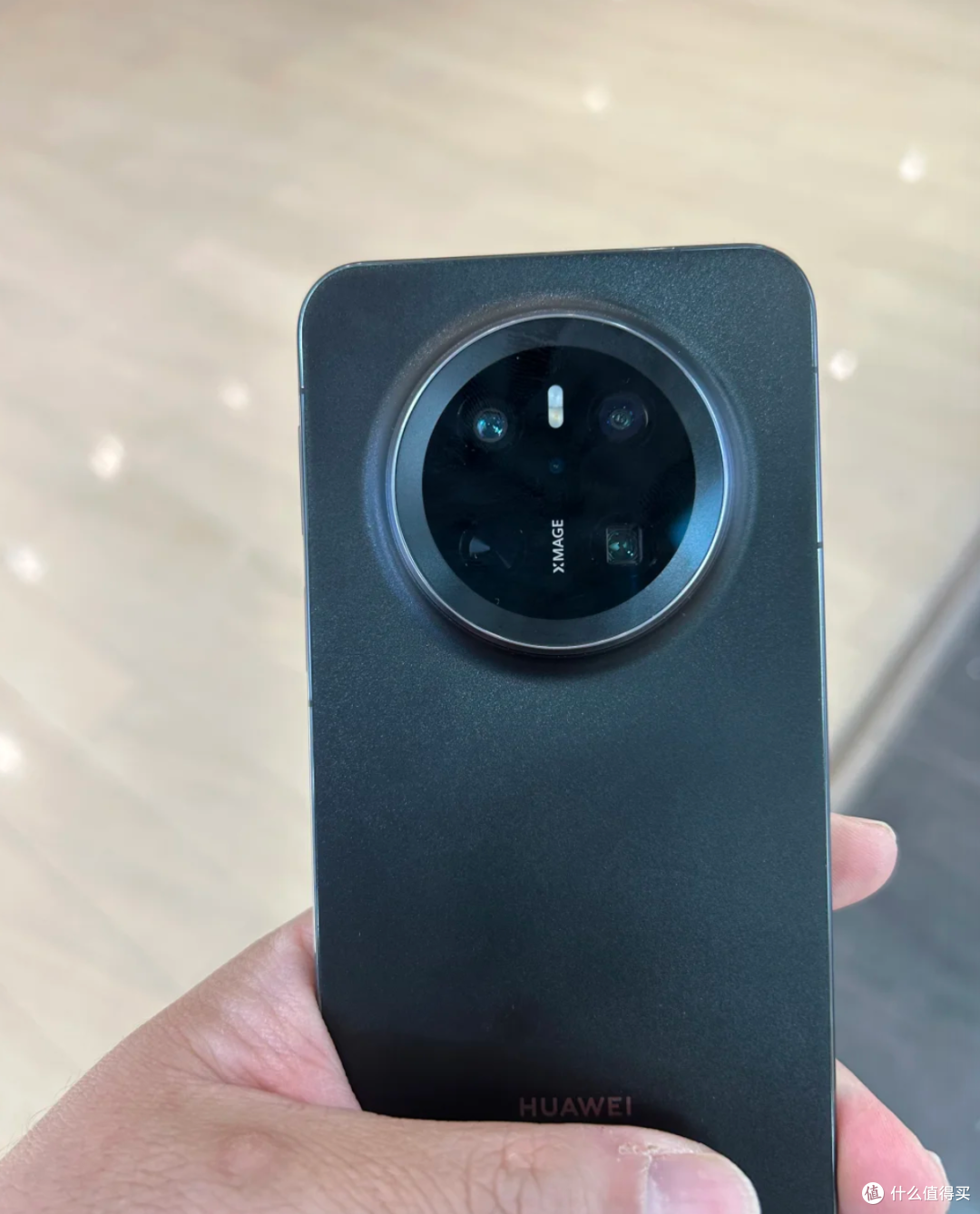 华为旗舰Mate70:512GB+麒麟9010+鸿蒙系统,高性价比值得入手!