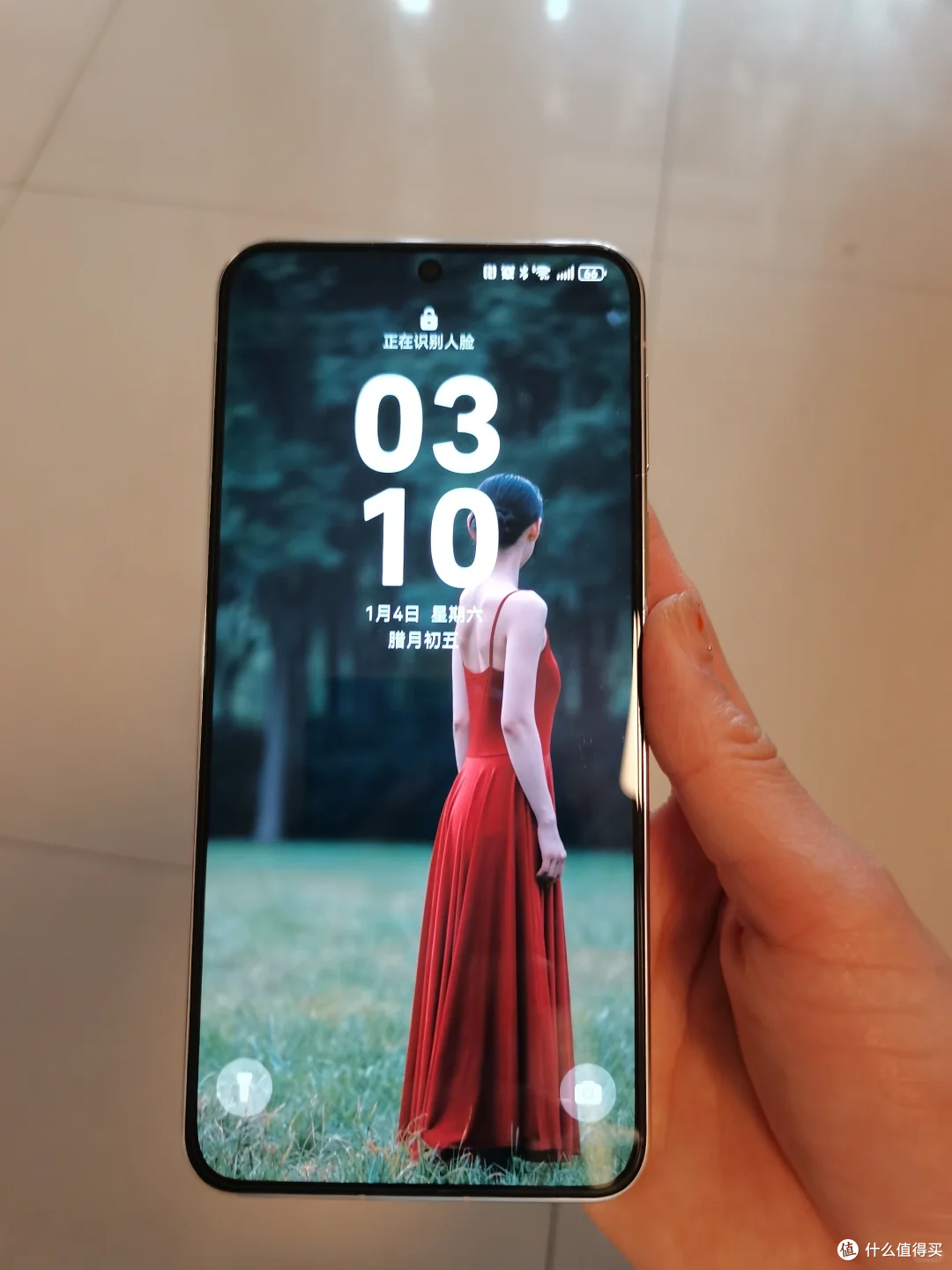 华为旗舰Mate70:512GB+麒麟9010+鸿蒙系统,高性价比值得入手!