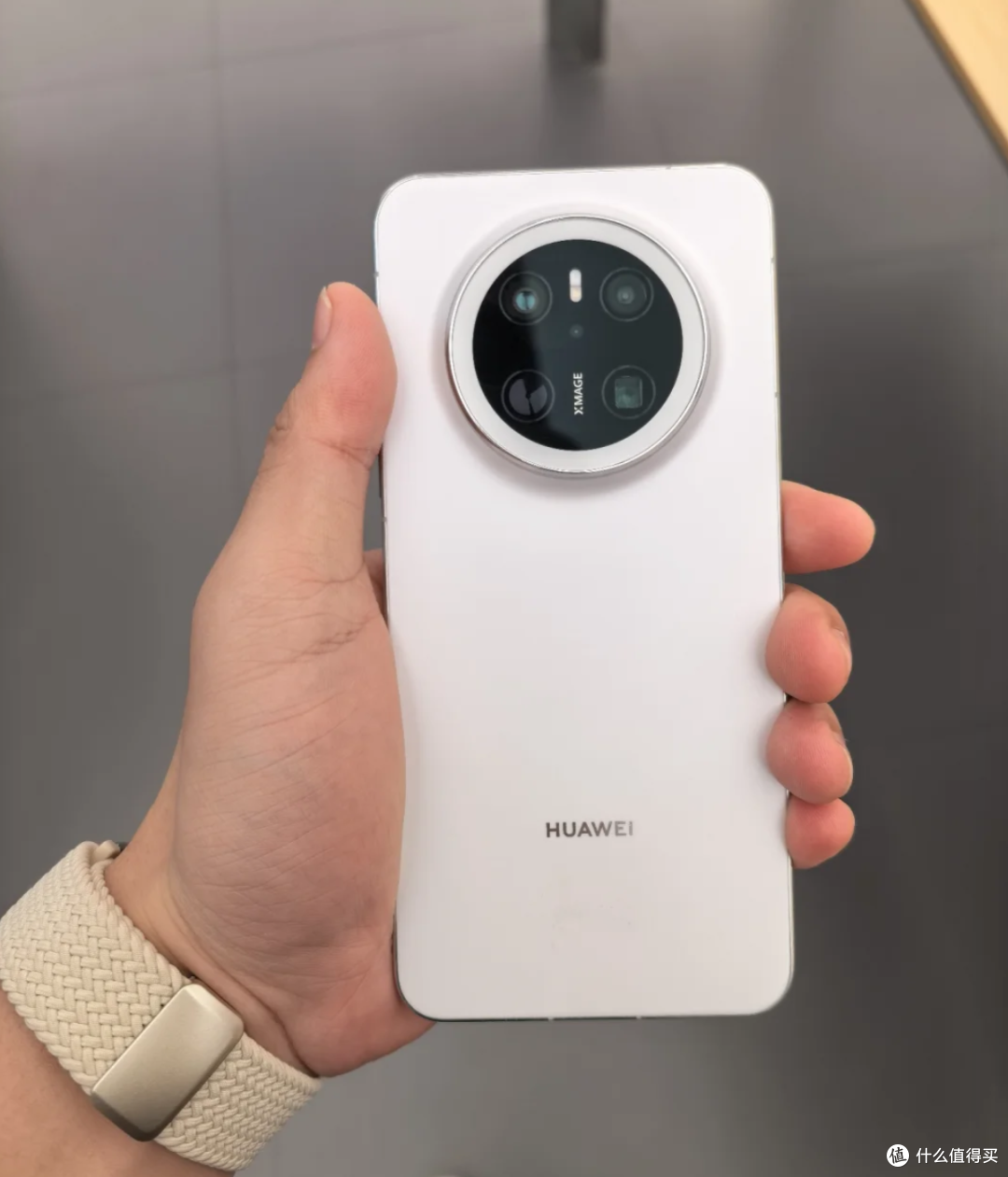 华为旗舰Mate70:512GB+麒麟9010+鸿蒙系统,高性价比值得入手!