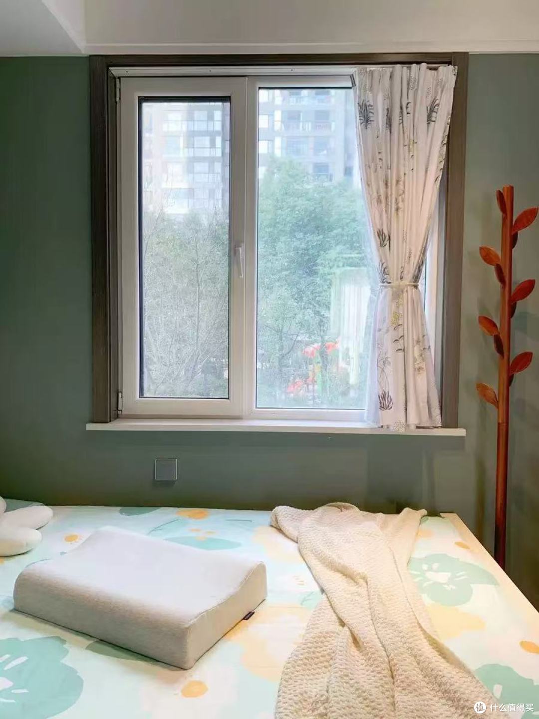 ✨给我的女孩的睡眠仪式感,藏在这盒懒熊乳胶枕里