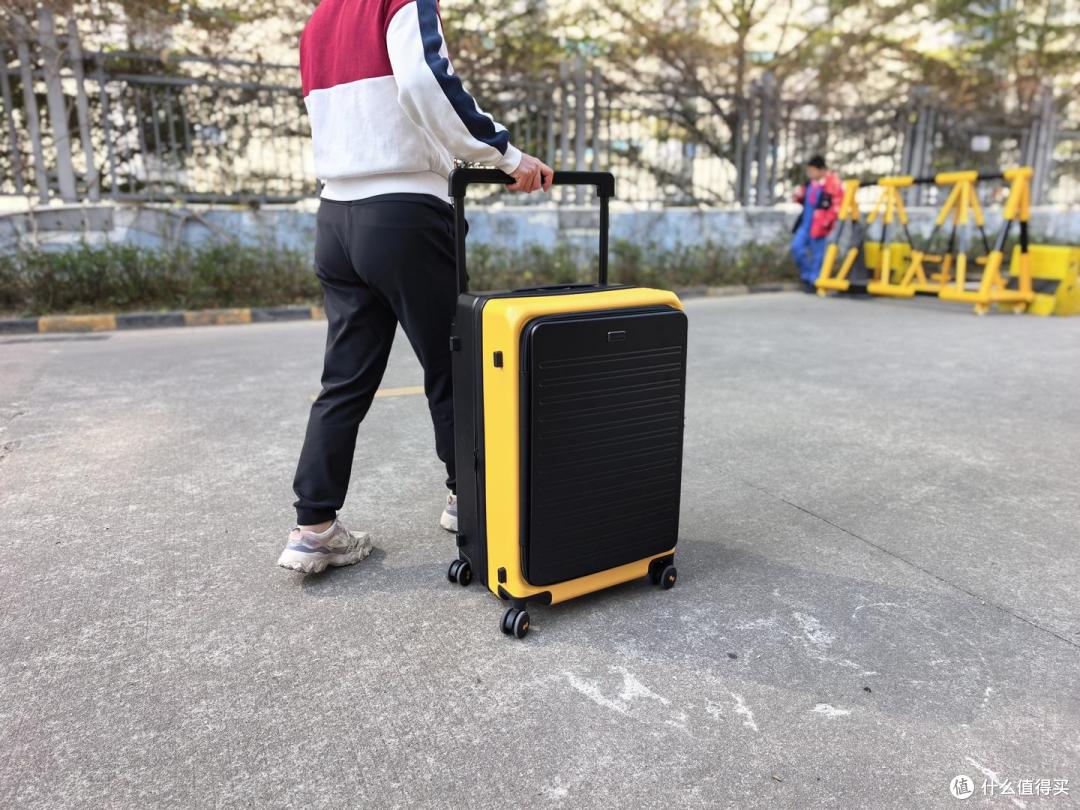兼顾收纳与仪式感,地平线8号Adventure探索家行李箱伴我行