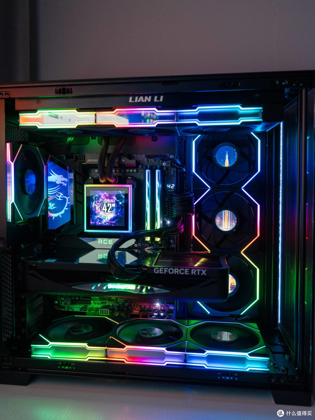 光污染性能+200%，微星X870E战神MAX纯黑海景房装机分享
