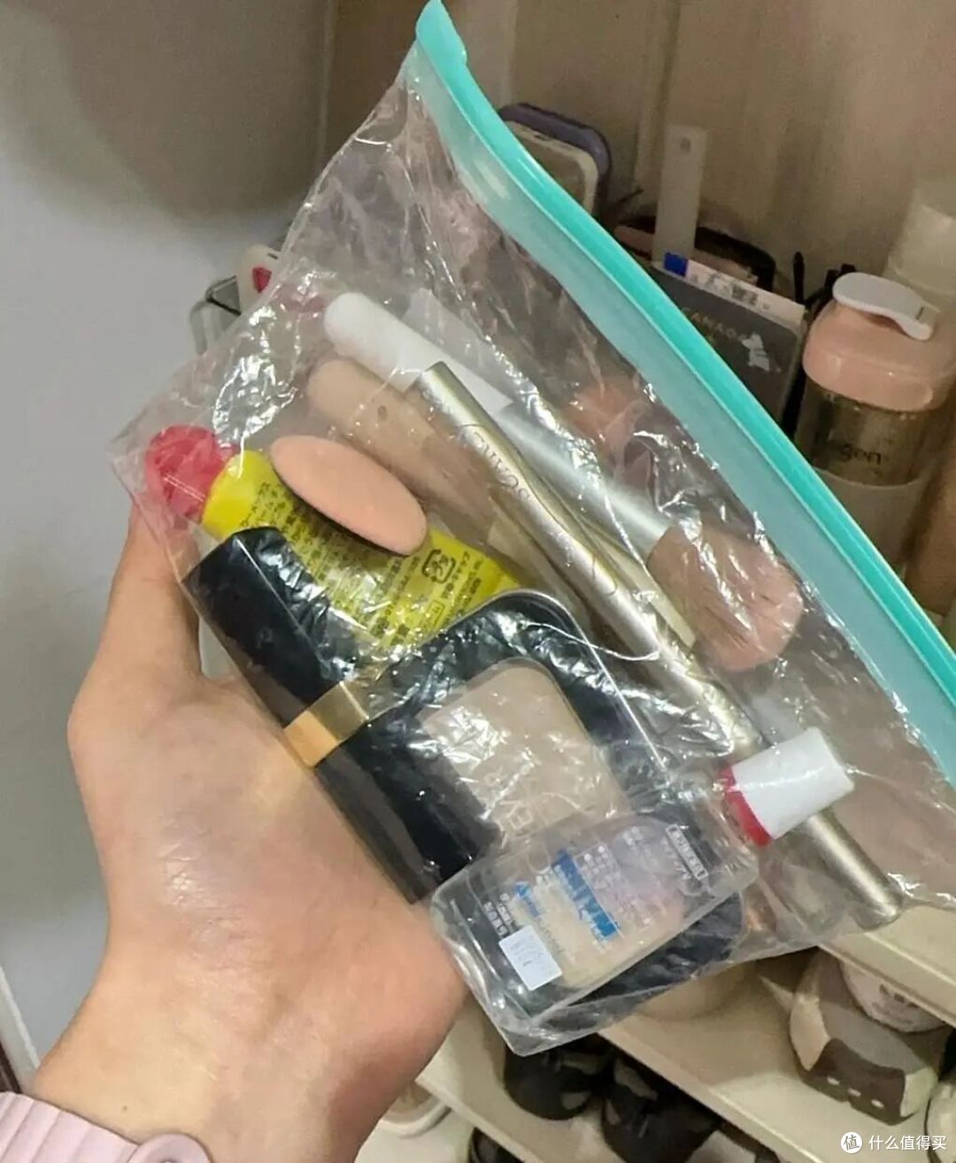 中年阿姨不愧是“生活鬼才”,打开思路后,很多东西都不用花钱买