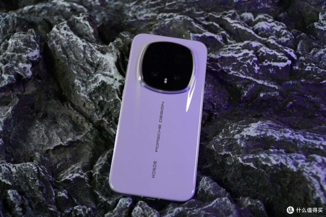 手机行业诞生“新机皇”,24GB+1TB+2亿像素,首销额外变相降价