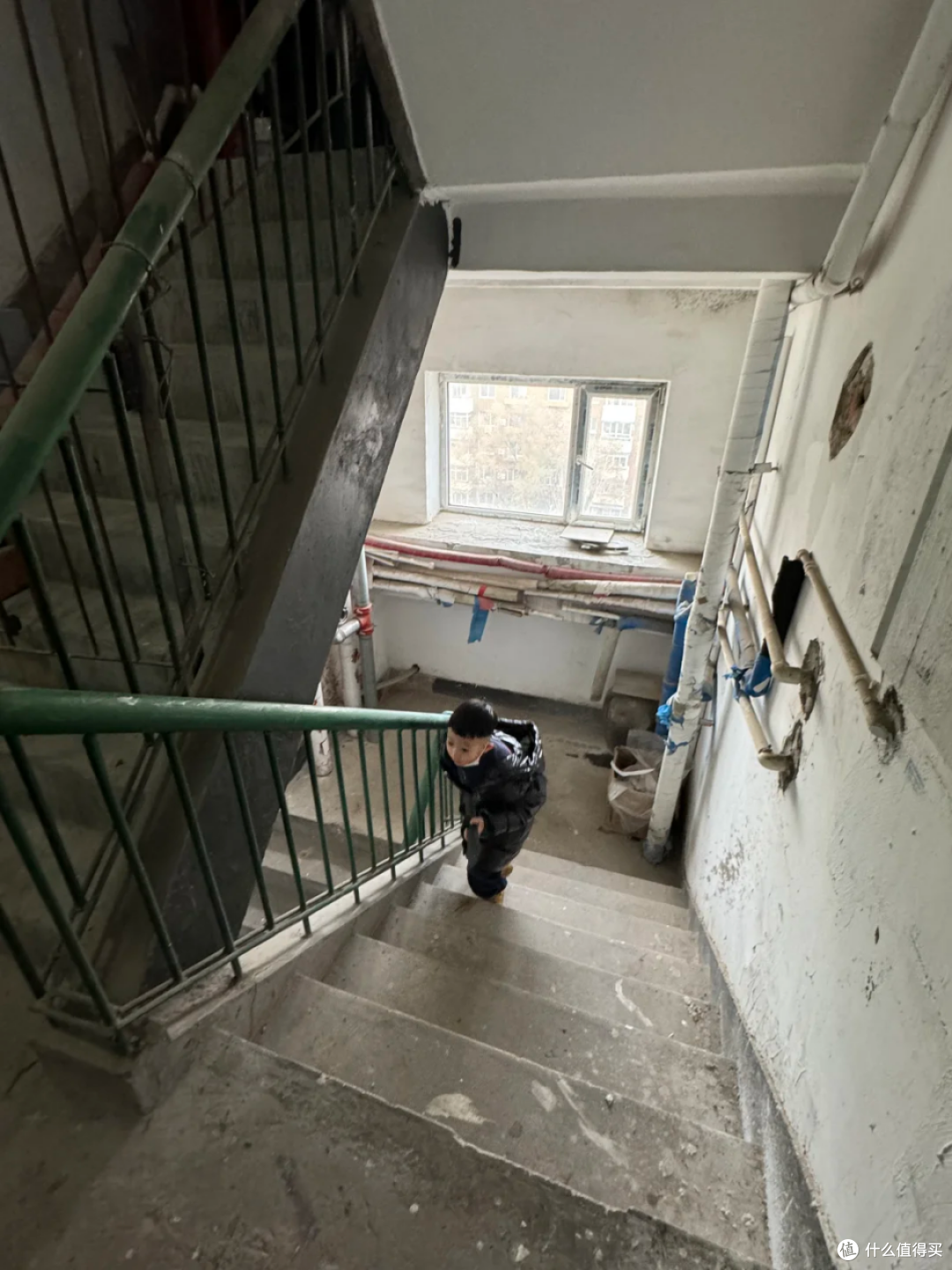 有种痛苦叫买了个“老破小”,本以为捡漏,结果卖不出,也不想住