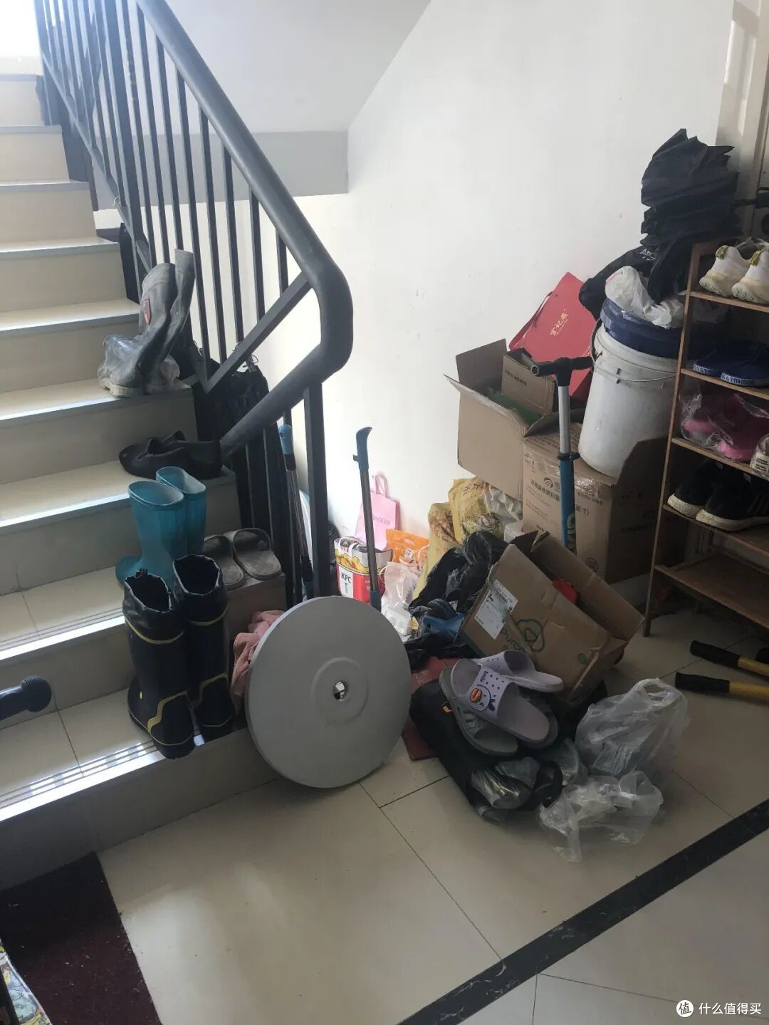 有种痛苦叫买了个“老破小”,本以为捡漏,结果卖不出,也不想住
