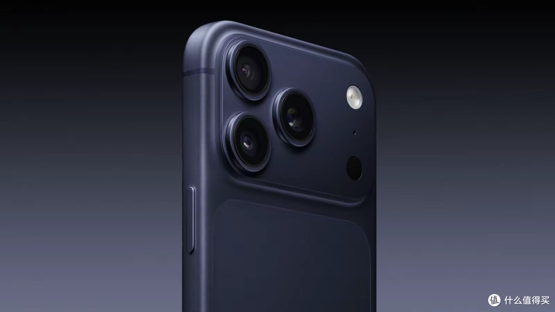 9300 mAh!iPhone 17 Pro 新配件来了,售价 234 元