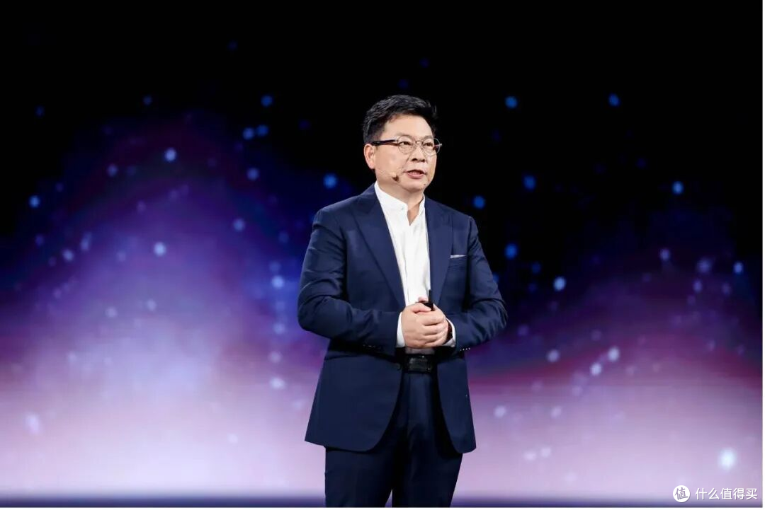 余大嘴炮轰自家产品？鸿蒙智能座舱不如改叫功能座舱