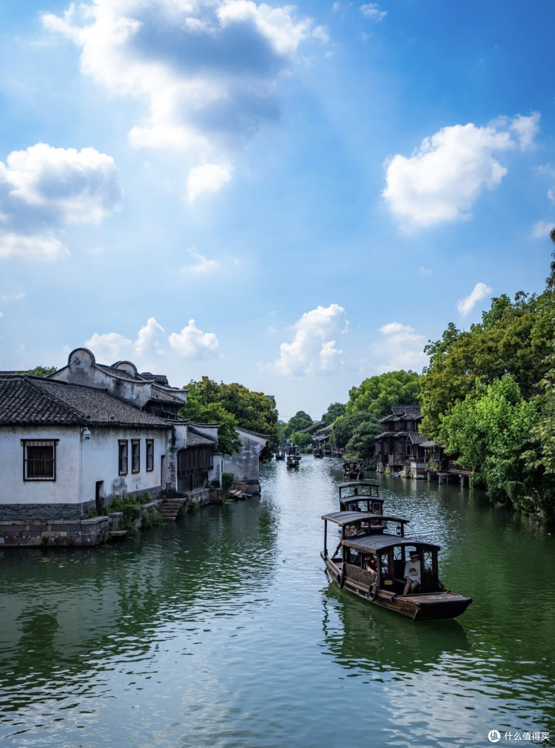 《自渡：一列火车的山河修辞学》
