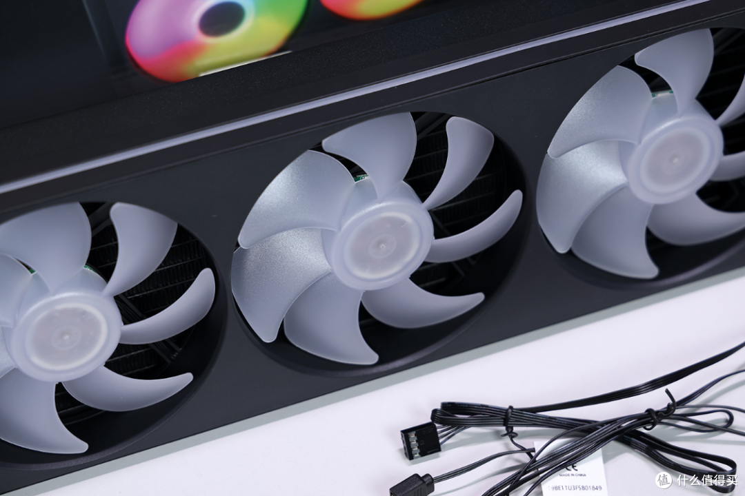 预算2.5W帮朋友装台高配主机:9800X3D+5080名人堂+乔思伯X400PRO