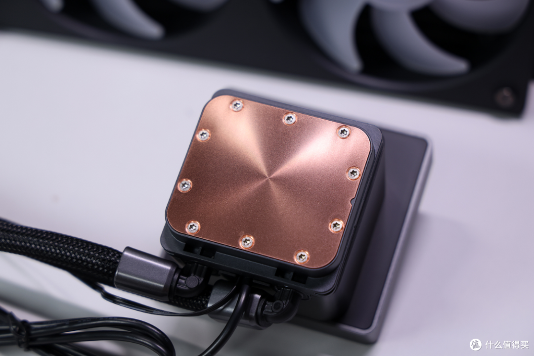 预算2.5W帮朋友装台高配主机:9800X3D+5080名人堂+乔思伯X400PRO