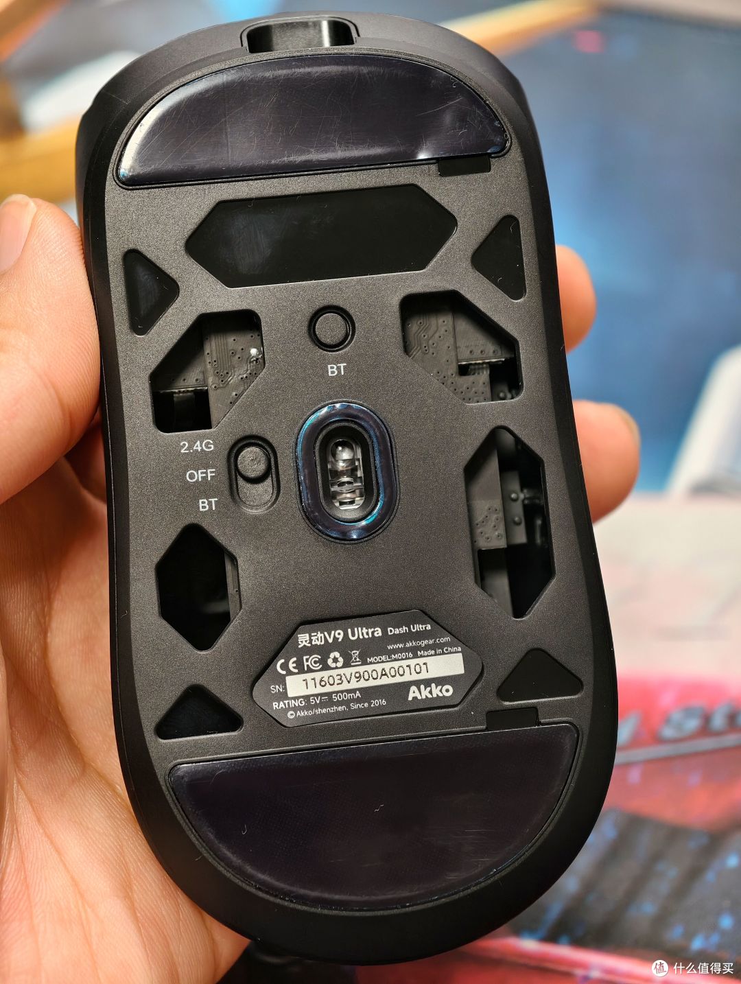 中小手外设黑马:Akko 灵动 V9 Ultra 鼠标