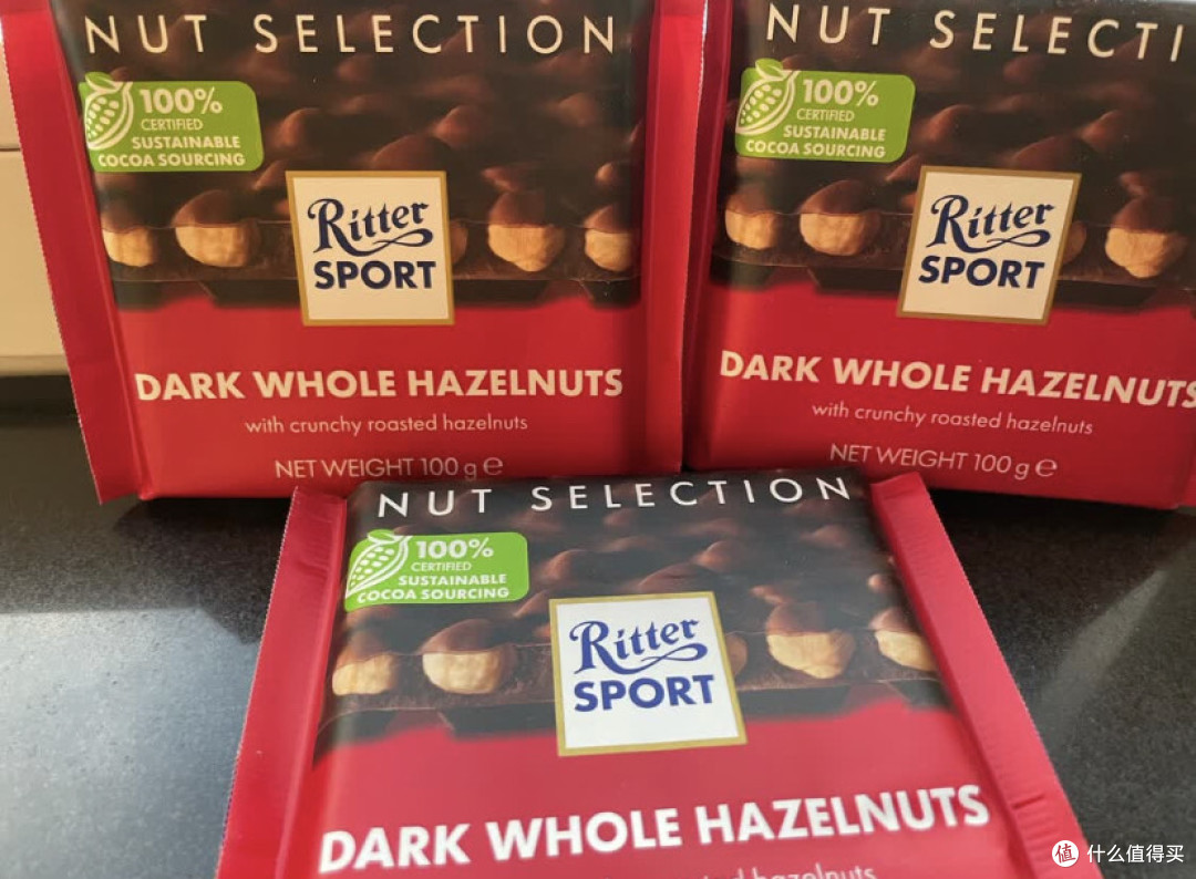 榛情年味:RITTER SPORT全榛子黑巧克力的新春飨宴。