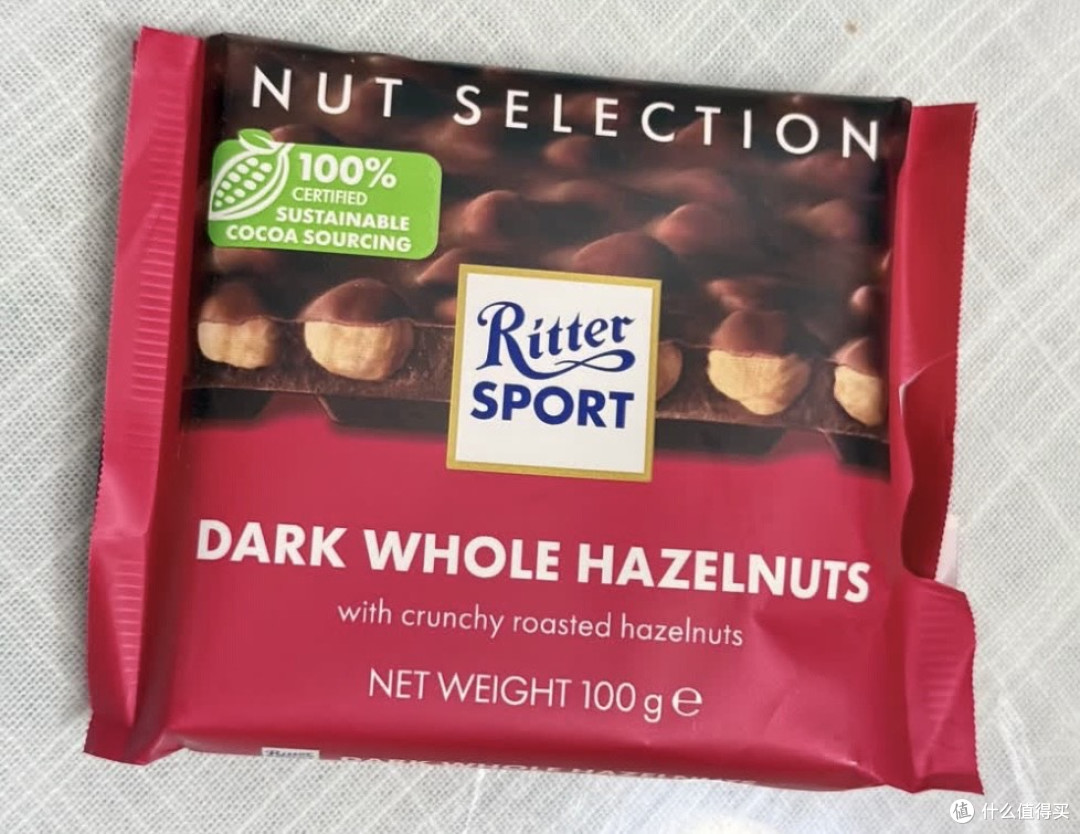 榛情年味:RITTER SPORT全榛子黑巧克力的新春飨宴。